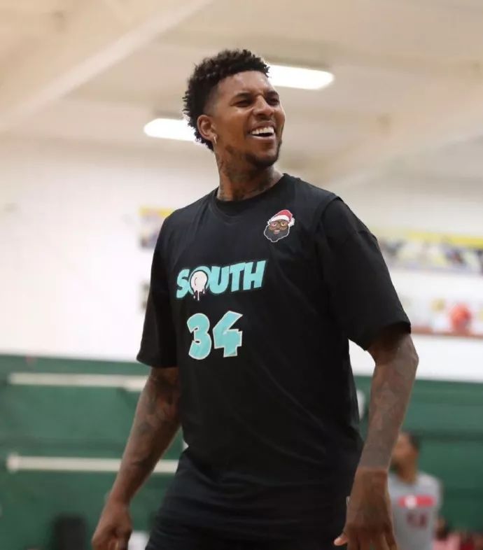 布冯：意大利国家队已经展现出了复苏和积极的迹象（布冯：意大利国家队已现复苏迹象，态势积极）