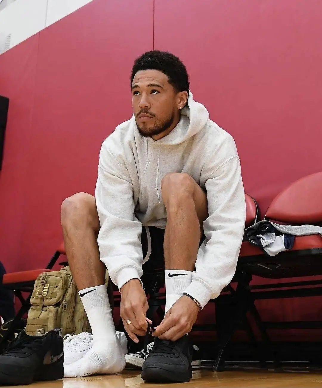 结束5年中超之旅！长春亚泰提前1轮降入中甲（提前一轮降入中甲！长春亚泰告别中超，5年征程落幕）