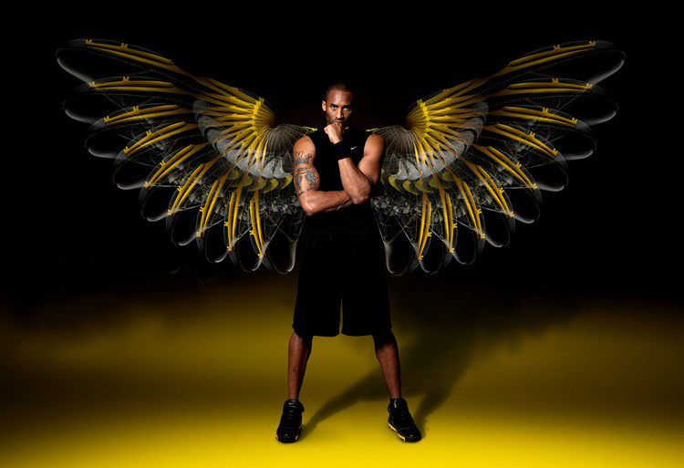 博涅克：莱万是过去二三十年里世界上最好的九号球员（博涅克：莱万是近二三十年来足坛最出色的中锋）