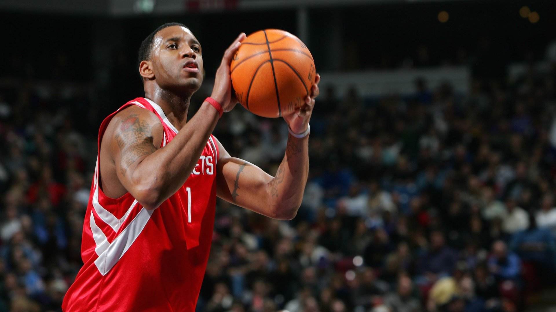 范戴克：外界的噪声不会改变什么，一切最终要靠在赛场上回应（范戴克：不理会外界杂音，用比赛说话）