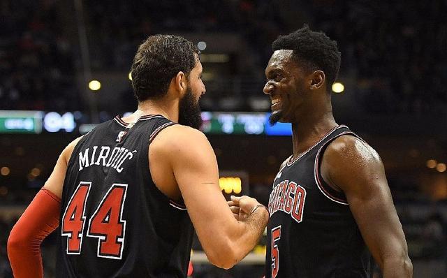 媒体批评贝林厄姆，赖特：他们没准备好接纳一位黑人超级巨星（赖特评媒体批评贝林厄姆：他们还没准备好接受一位黑人超级巨星）