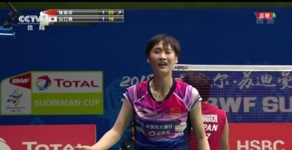 队友传球后 队友传球后