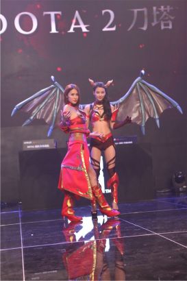 着更复杂的 着更复杂的